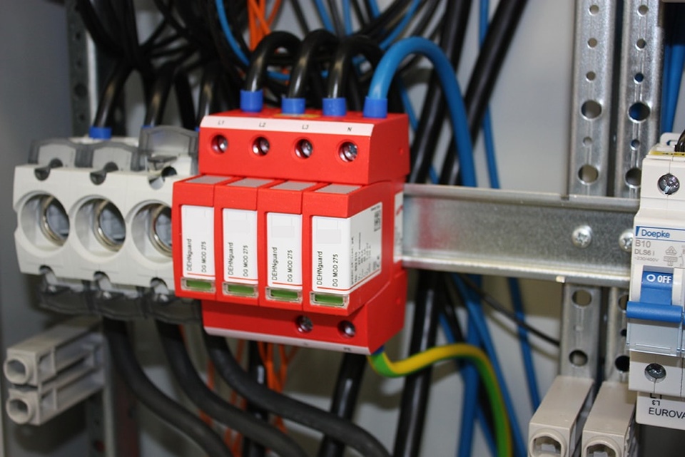 U berspannungsschutz bei Gebhard Fürst Elektrotechnik GmbH in Hüttlingen
